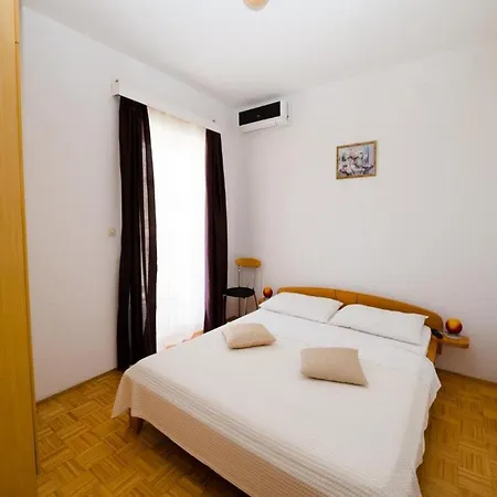 Bandalo Apartment *