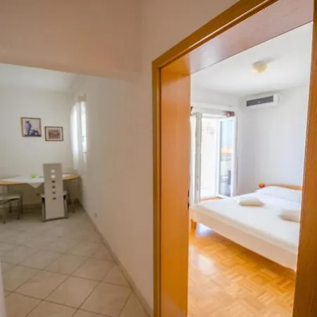 Bandalo Apartment *